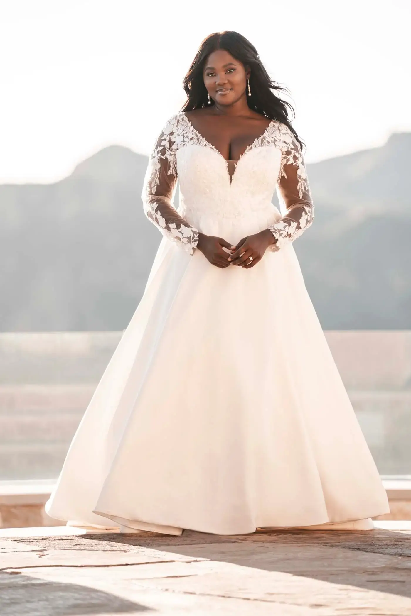 Allure Romance #R3713