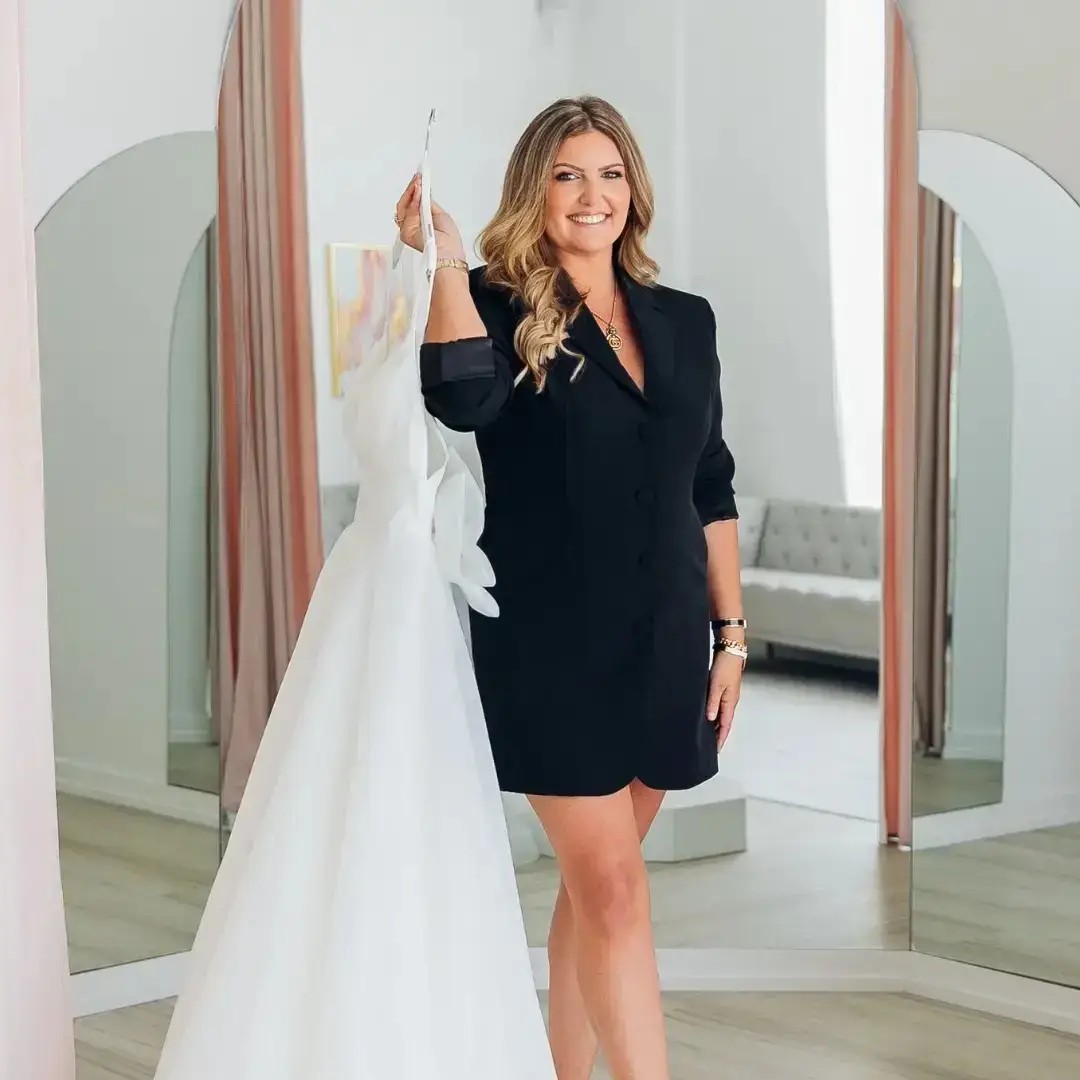 Ashley | Owner & Buyer